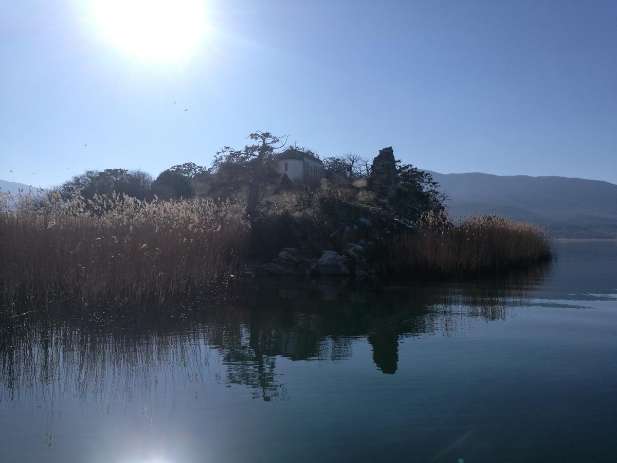 Agios Achillios Hotel Buitenkant foto